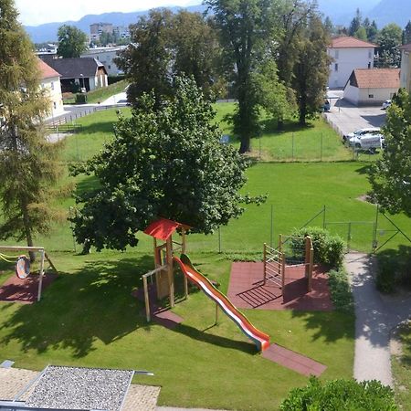 Mladinski Dom - Hostel Klagenfurt am Woerthersee Esterno foto