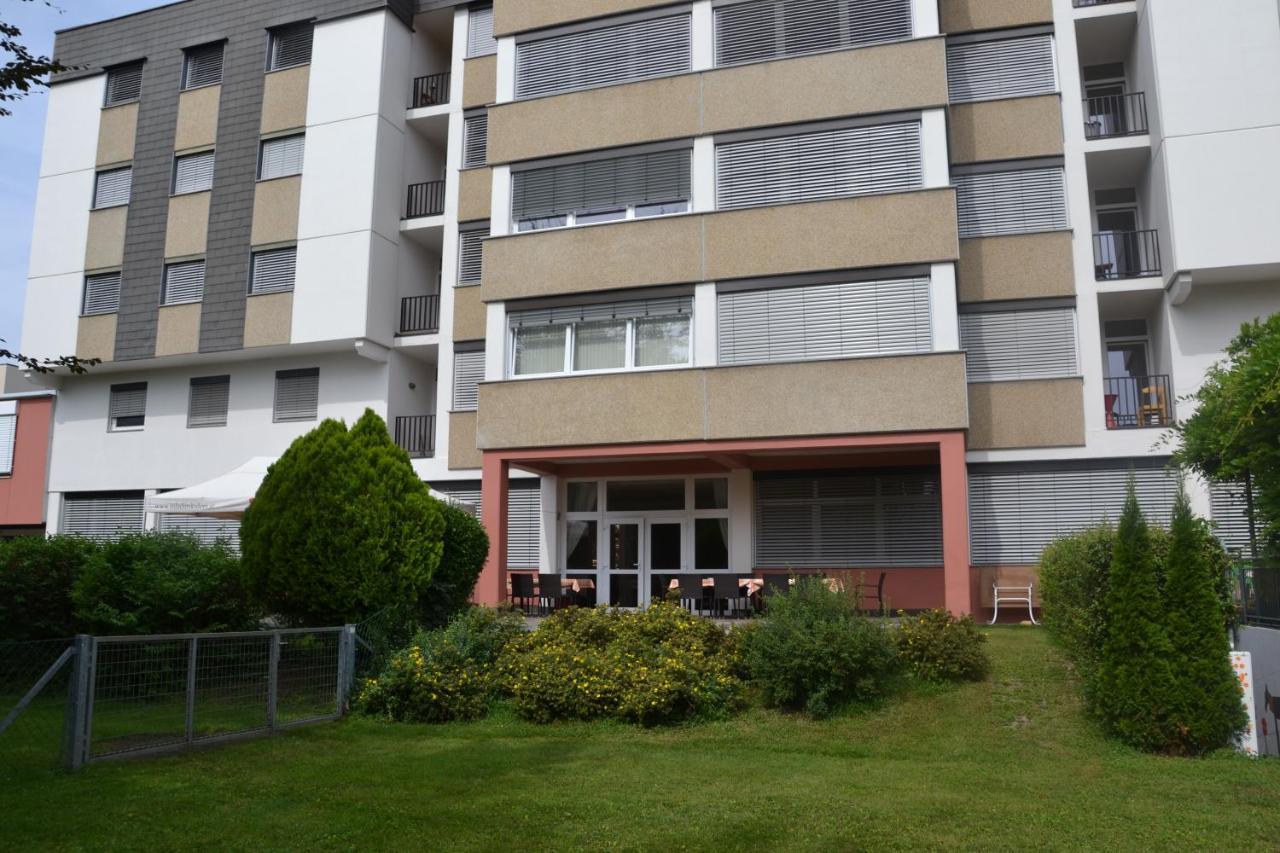 Mladinski Dom - Hostel Klagenfurt am Woerthersee Esterno foto