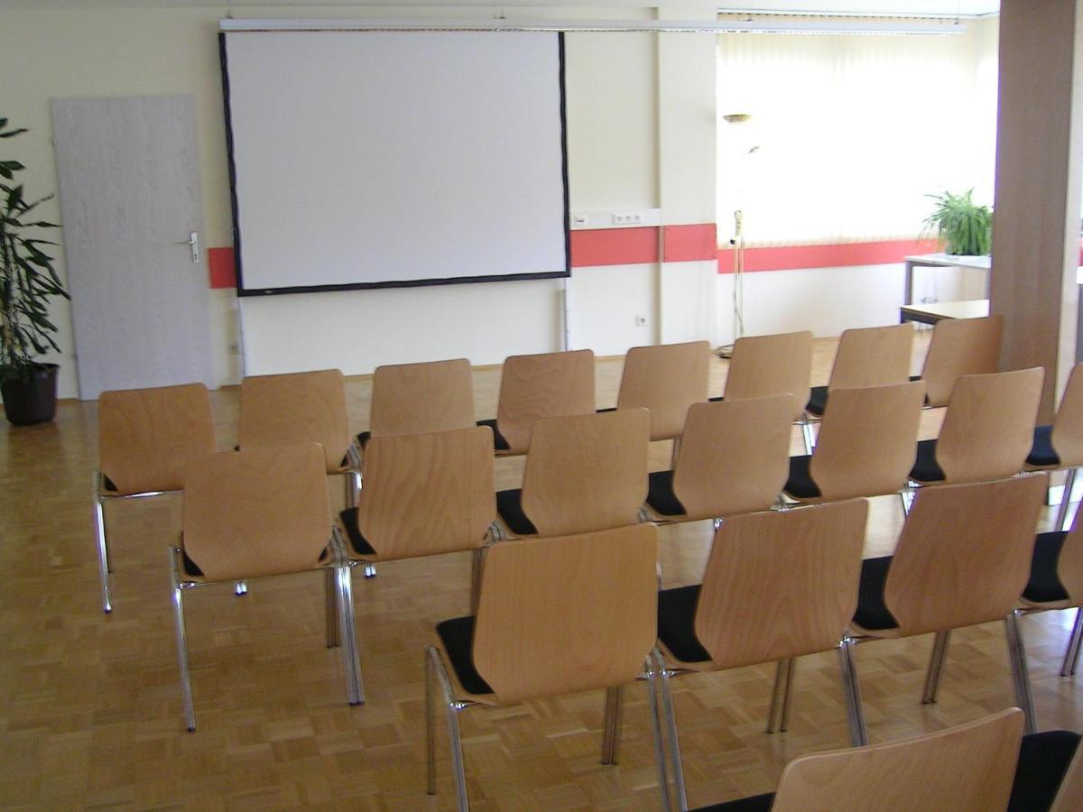 Mladinski Dom - Hostel Klagenfurt am Woerthersee Esterno foto
