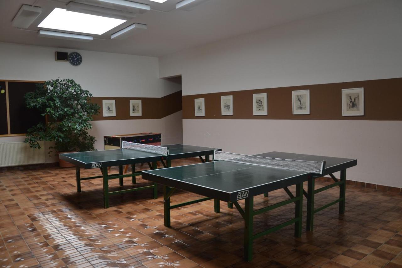 Mladinski Dom - Hostel Klagenfurt am Woerthersee Esterno foto